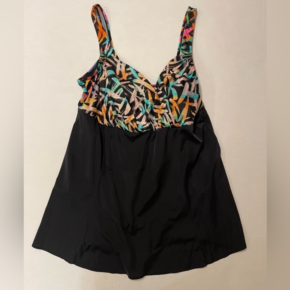 Inches Away Black & Multicolored One Piece Swimsuit Size 18 - Picture 1 of 7